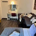 Flh Liberty - 2 Queen Beds, Balcony & Free Parking * 康斯坦察