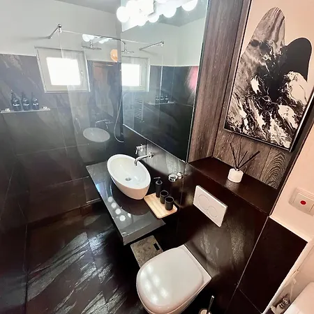 Flh Liberty - 2 Queen Beds, Balcony & Free Parking * Constanta