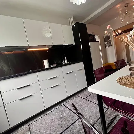 Flh Liberty - 2 Queen Beds, Balcony & Free Parking Appartamento Constanţa