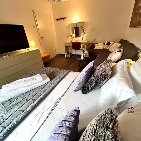 Flh Liberty - 2 Queen Beds, Balcony & Free Parking Constanta