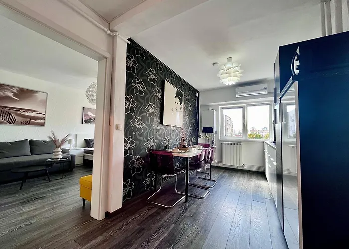 Flh Liberty - 2 Queen Beds, Balcony & Free Parking Appartamento *