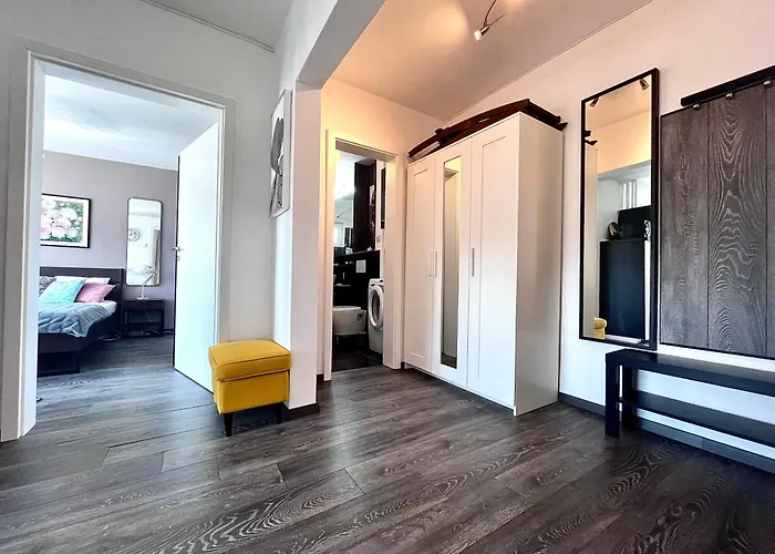 Flh Liberty - 2 Queen Beds, Balcony & Free Parking *