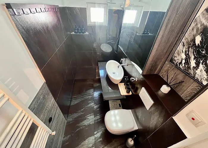 Flh Liberty - 2 Queen Beds, Balcony & Free Parking Appartamento *