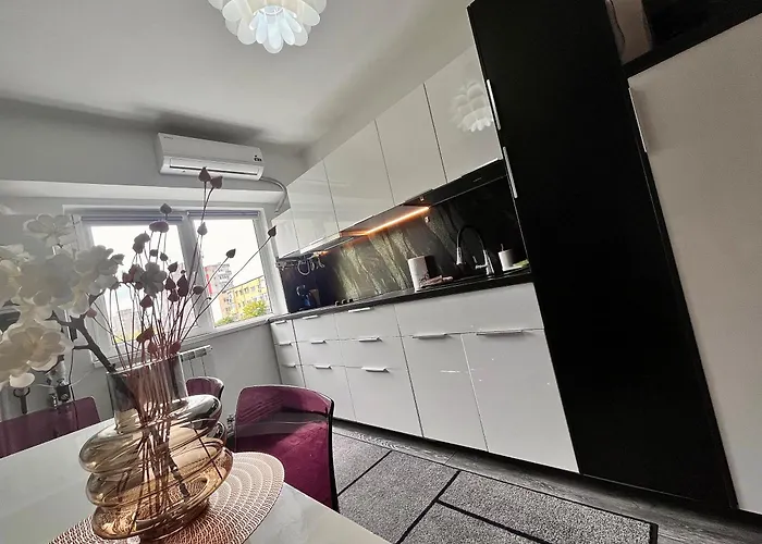 Flh Liberty - 2 Queen Beds, Balcony & Free Parking Appartamento *