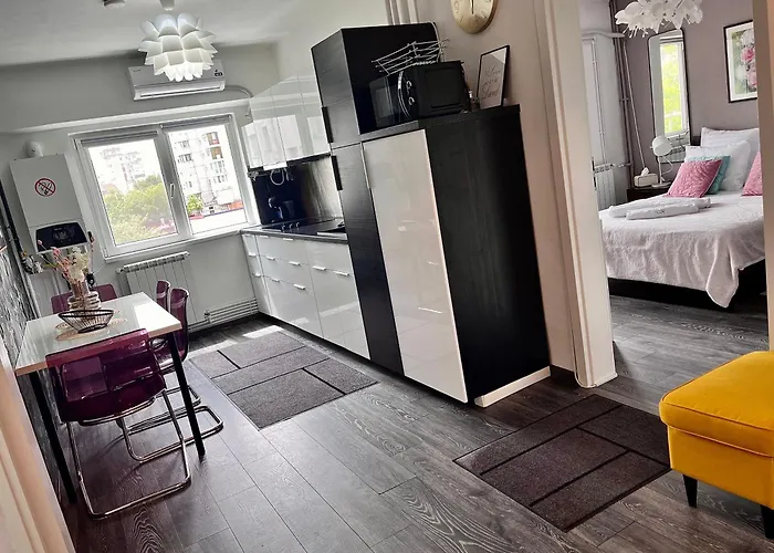 Appartamento Flh Liberty - 2 Queen Beds, Balcony & Free Parking *