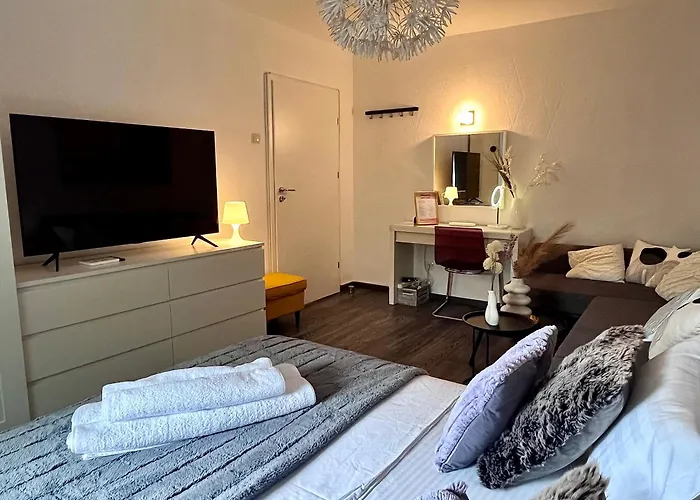 Flh Liberty - 2 Queen Beds, Balcony & Free Parking Appartamento *