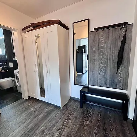 Flh Liberty - 2 Queen Beds, Balcony & Free Parking