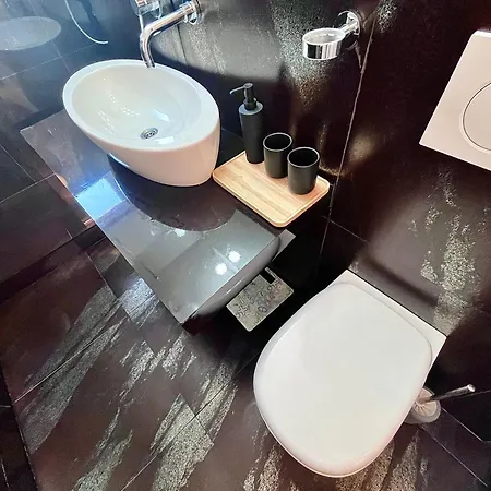 Flh Liberty - 2 Queen Beds, Balcony & Free Parking Constanţa