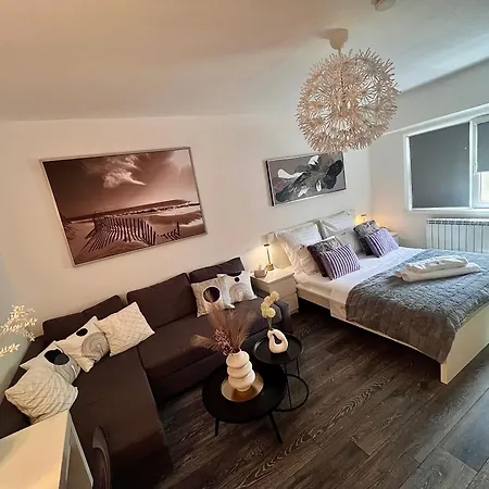 Apartmán Flh Liberty - 2 Queen Beds, Balcony & Free Parking Constanţa