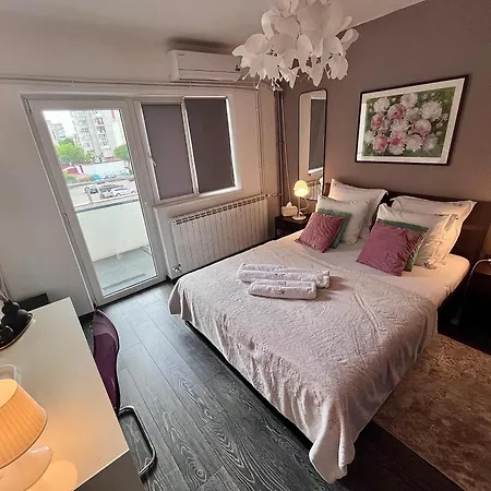 Apartment Flh Liberty - 2 Queen Beds, Balcony & Free Parking Constanţa