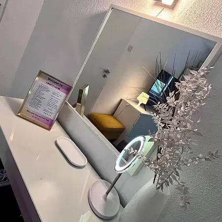 Flh Liberty - 2 Queen Beds, Balcony & Free Parking